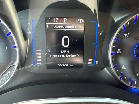 Used 2023 Chrysler Voyager LX FWD image 26