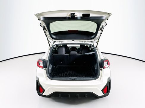 Used 2024 Subaru Crosstrek 2.0i Premium image 28