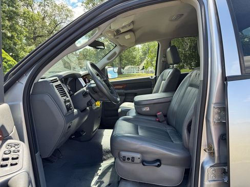 Used 2006 Dodge Ram 2500 Truck Laramie AWD/4WD image 12