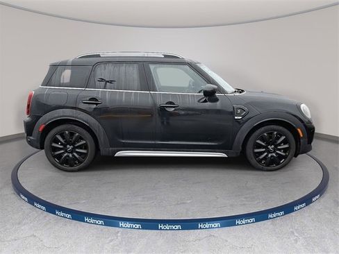 Certified 2023 MINI Cooper Countryman S w/ Signature Upholstery Package image 4