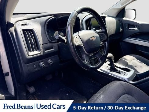 Used 2018 Chevrolet Colorado LT w/ LT Convenience Package AWD/4WD image 8