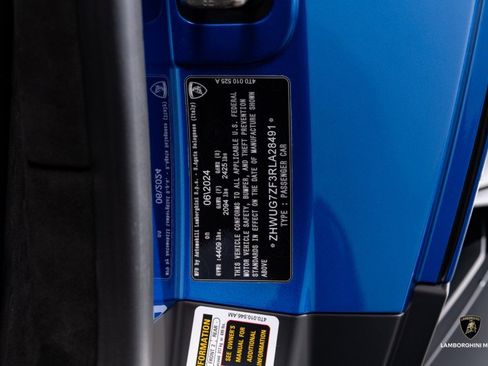 Used 2024 Lamborghini Huracan Sterrato image 51