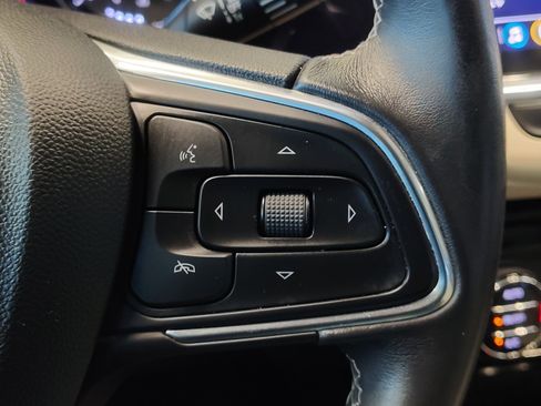 Used 2020 Buick Encore GX Select w/ Sport Touring Package FWD image 17