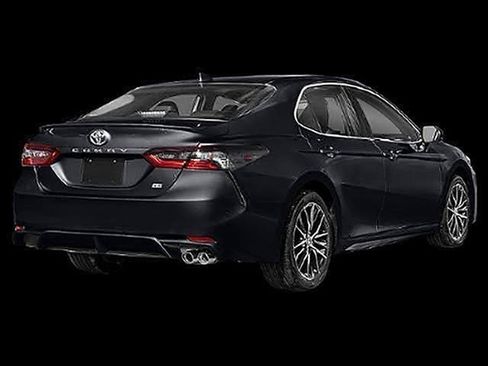Used 2021 Toyota Camry SE w/ Cold Weather Package FWD image 27