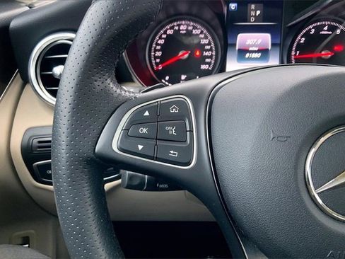 Used 2018 Mercedes-Benz GLC 300 4MATIC image 20