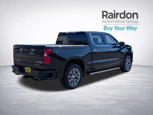 Used 2019 Chevrolet Silverado 1500 High Country w/ Technology Package AWD/4WD image 7