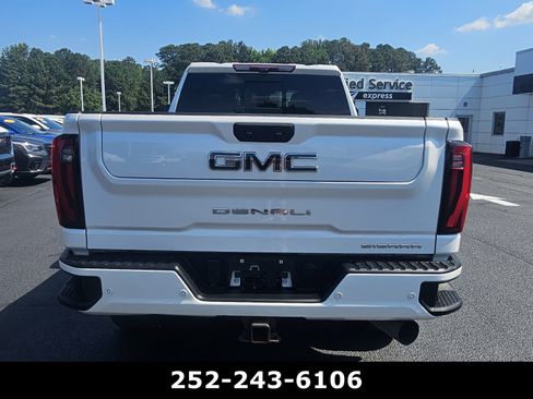 Used 2024 GMC Sierra 2500 Denali Ultimate AWD/4WD image 6