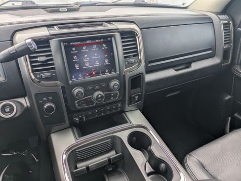 Used 2018 RAM 3500 Laramie w/ Sport Appearance Group AWD/4WD image 33