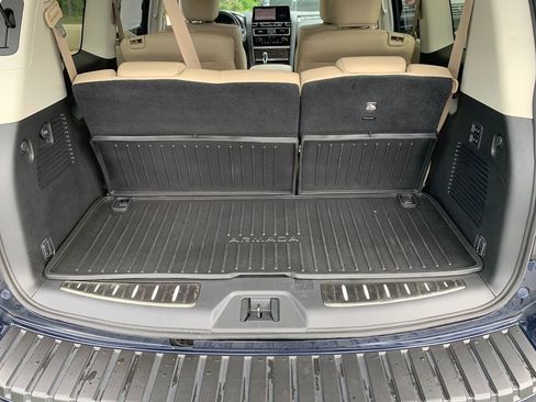 Used 2024 Nissan Armada Platinum w/ Captain's Chairs Package RWD image 24