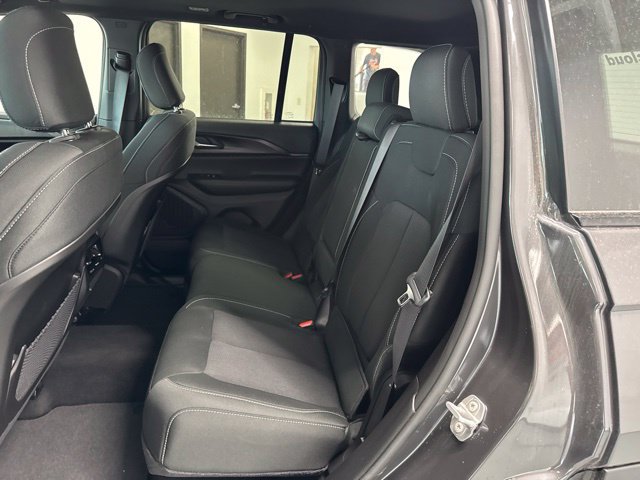 New 2026 Jeep Grand Cherokee Laredo X AWD/4WD image 19