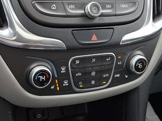 Used 2018 Chevrolet Equinox Premier FWD image 15