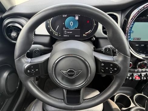 Used 2023 MINI Cooper S w/ Signature Upholstery Package FWD image 25