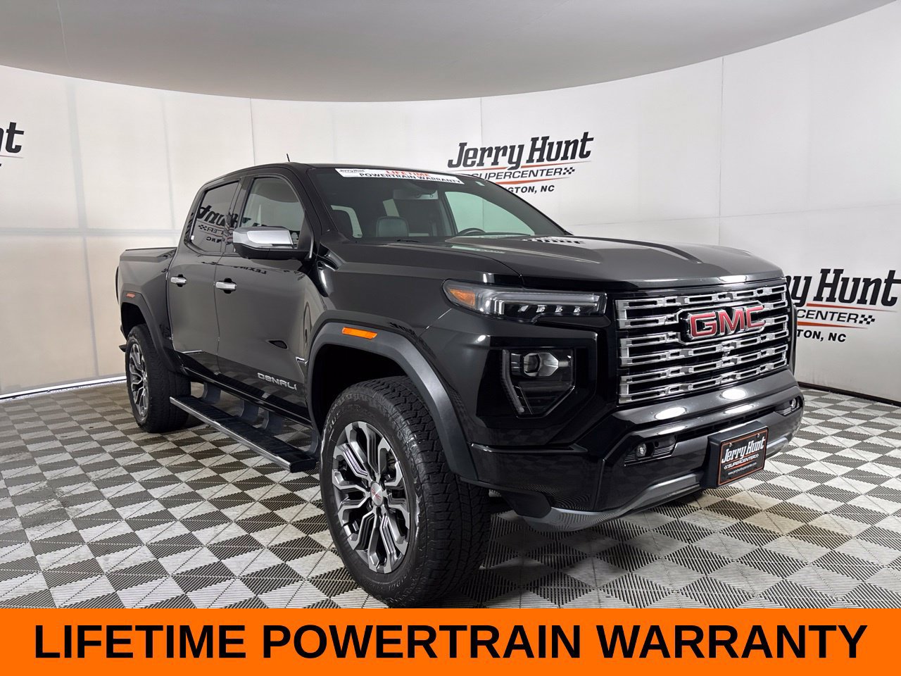 Used 2023 GMC Canyon Denali AWD/4WD image 4
