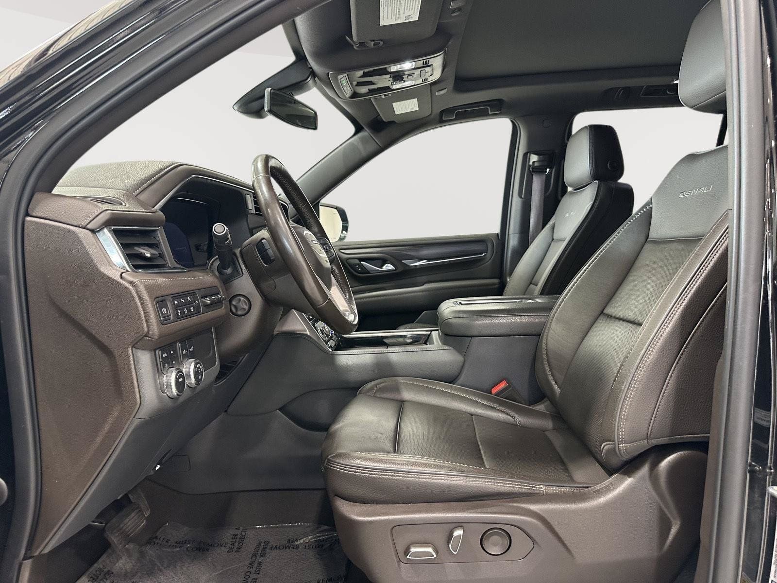Used 2022 GMC Yukon Denali AWD/4WD image 22