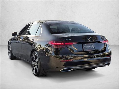 Used 2025 Mercedes-Benz C 300 Sedan image 8