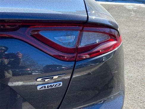 Used 2021 Kia Stinger GT1 image 31