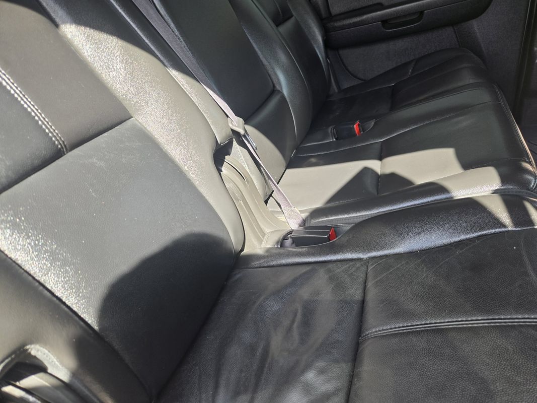 Used 2013 Chevrolet Suburban LT AWD/4WD image 24