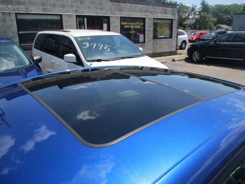 Used 2015 Chrysler 200 S w/ Sun/Sound Group AWD/4WD image 7