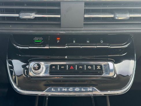 Certified 2023 Lincoln Corsair AWD w/ Equipment Group 101A image 16