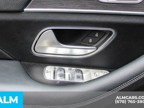 Used 2024 Mercedes-Benz GLE 450e 4MATIC w/ AMG Line Exterior image 41