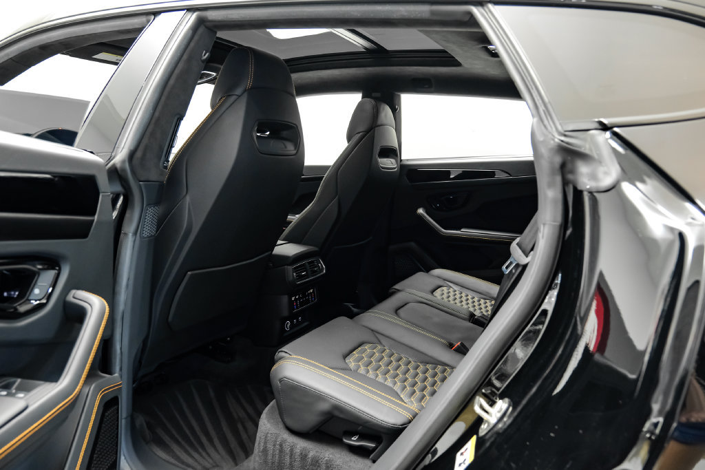 Used 2024 Lamborghini Urus S AWD/4WD image 50
