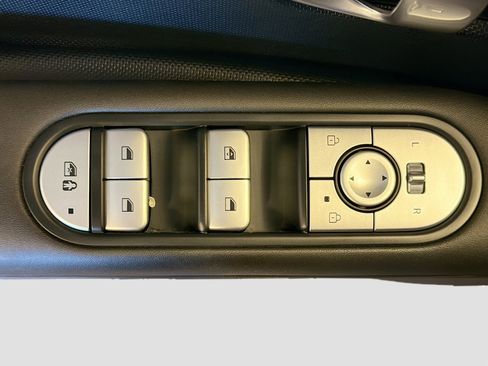 Used 2024 Hyundai Ioniq 5 SE image 15