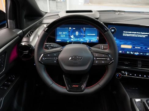 New 2026 Chevrolet Equinox EV RS image 10