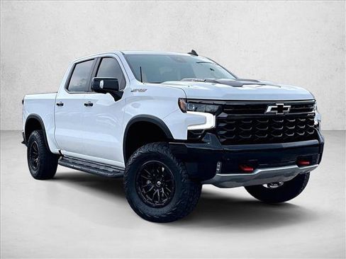 Used 2024 Chevrolet Silverado 1500 ZR2 w/ Technology Package AWD/4WD image 12