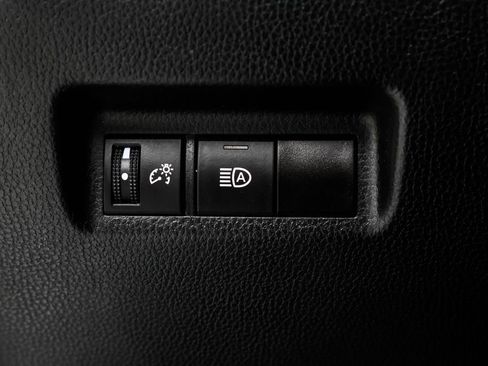 Used 2024 Toyota RAV4 XLE image 43