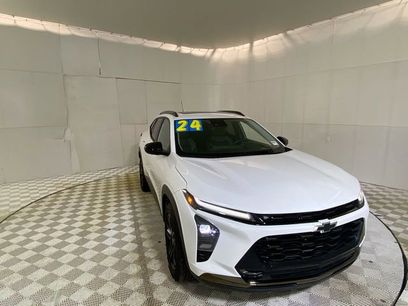 Used 2024 Chevrolet Trax ACTIV w/ Sunroof Package