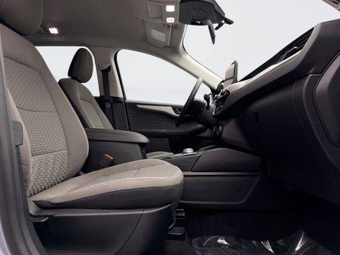 Used 2022 Ford Escape SE w/ Convenience Package image 16