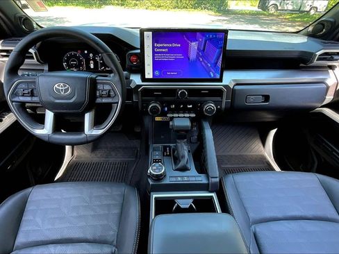 Used 2026 Toyota 4Runner TRD Off-Road Premium AWD/4WD image 7