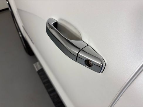 Used 2018 GMC Sierra 1500 SLT w/ SLT Premium Package image 12