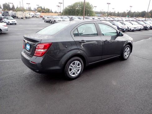 Used 2018 Chevrolet Sonic LS image 5