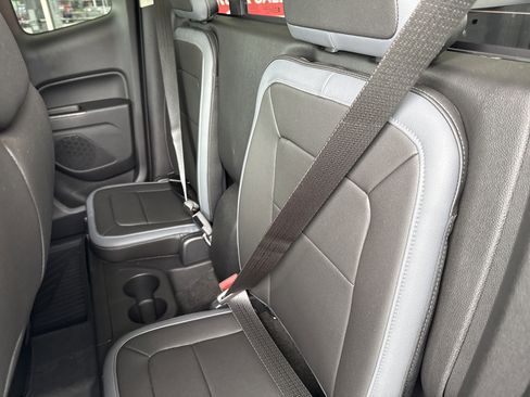 Used 2018 Chevrolet Colorado Z71 image 13