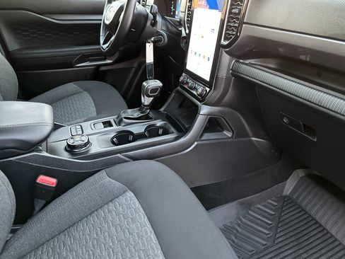 Certified 2025 Ford Ranger XLT image 16