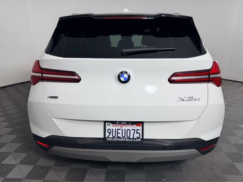 Certified 2025 BMW X3 xDrive30i w/ Premium Package image 5