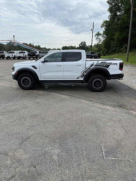 Used 2025 Ford Ranger Raptor AWD/4WD image 4