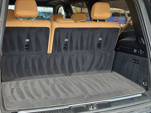 Used 2023 Jeep Grand Wagoneer Series III AWD/4WD image 23