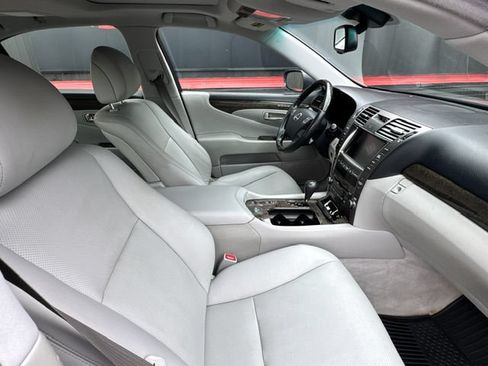 Used 2008 Lexus LS 460 RWD image 18