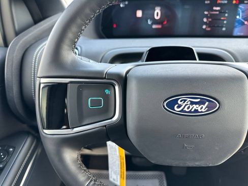 New 2027 Ford Expedition Platinum w/ Stealth Performance Package AWD/4WD image 18