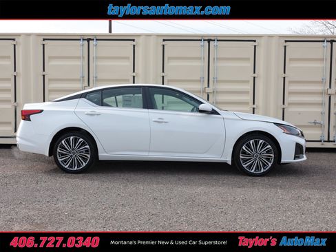 New 2026 Nissan Altima 2.5 SV w/ SV Premium Package AWD/4WD image 31