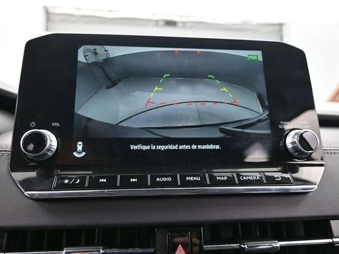 Used 2022 Mitsubishi Outlander SE image 21