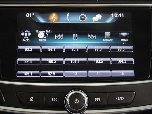 Used 2017 Buick LaCrosse Essence FWD image 20