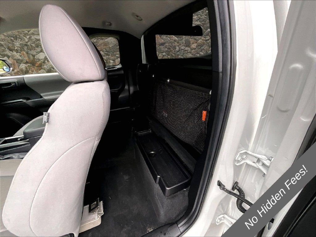 Used 2022 Toyota Tacoma SR RWD image 21