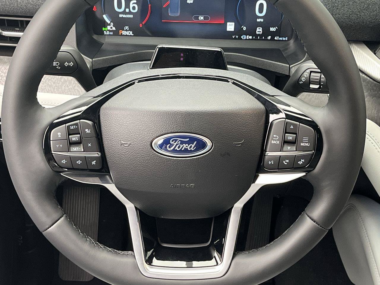New 2027 Ford Explorer Platinum w/ 3.0L Ultimate Package AWD/4WD image 16