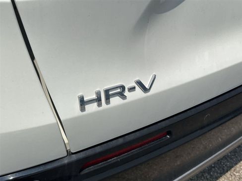 Used 2025 Honda HR-V EX-L image 11