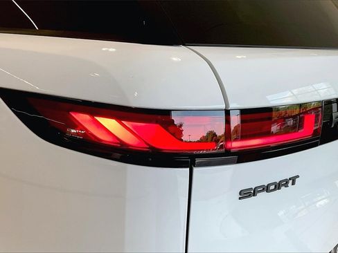 Used 2023 Land Rover Range Rover Sport SE Dynamic image 30