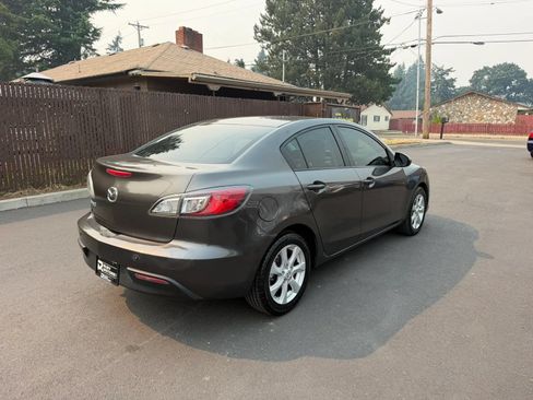Used 2010 MAZDA MAZDA3 i Sport FWD image 4
