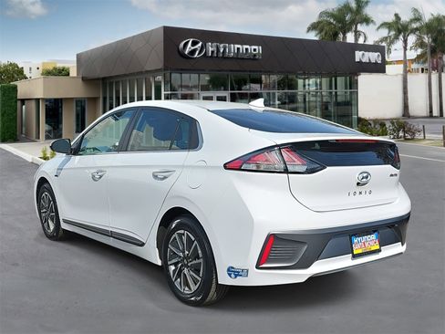 Used 2020 Hyundai Ioniq Limited image 5